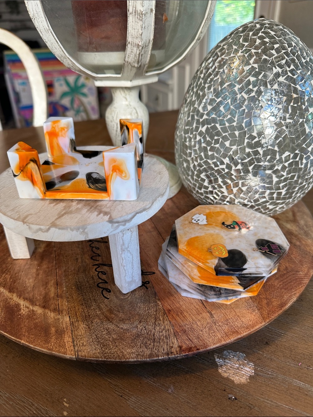 🎃Marbled 🎃Resin Coaster Set in Orange, Black & White - Picture 4 of 10